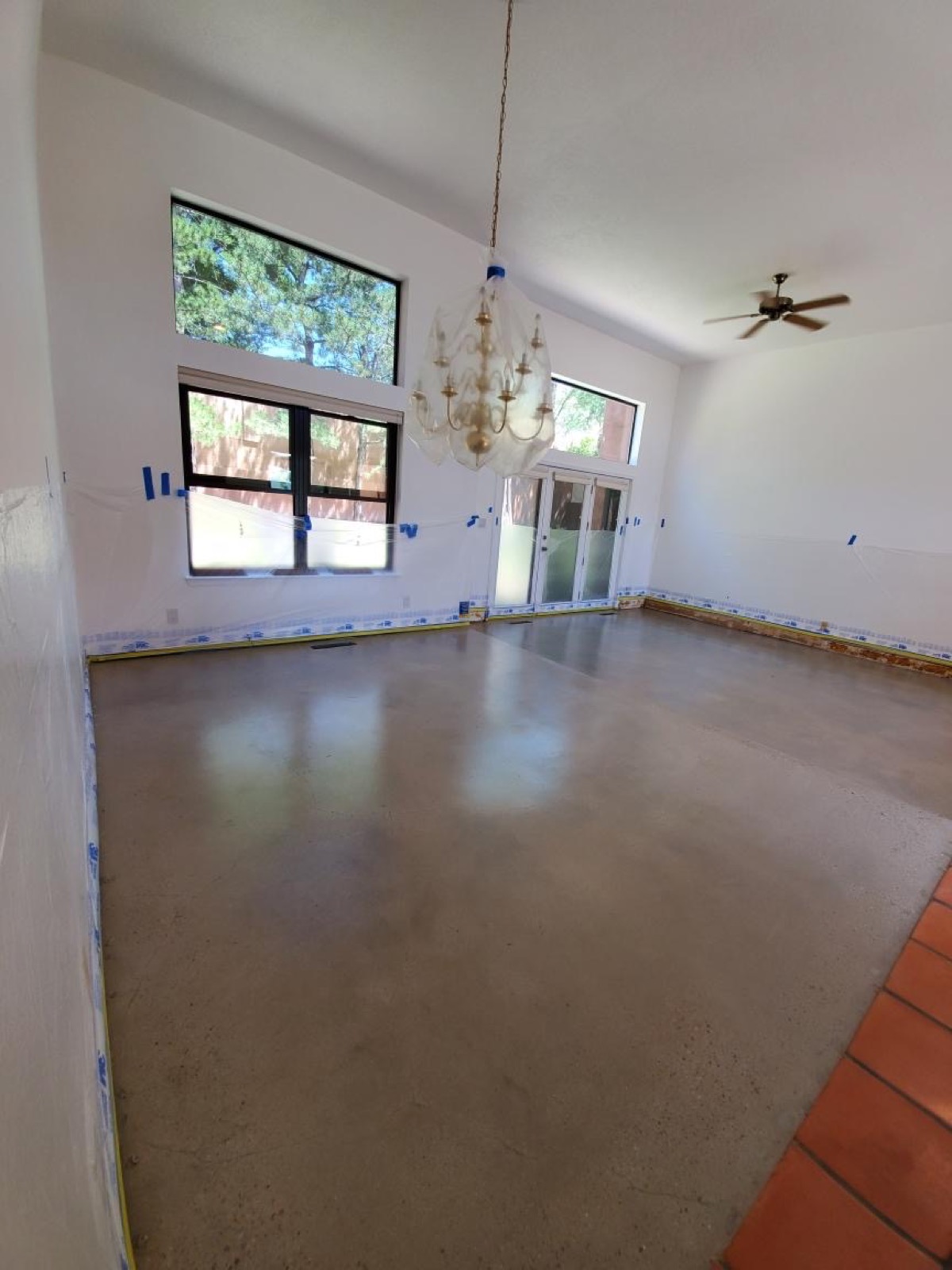 Clean finished floor in a commercial bay